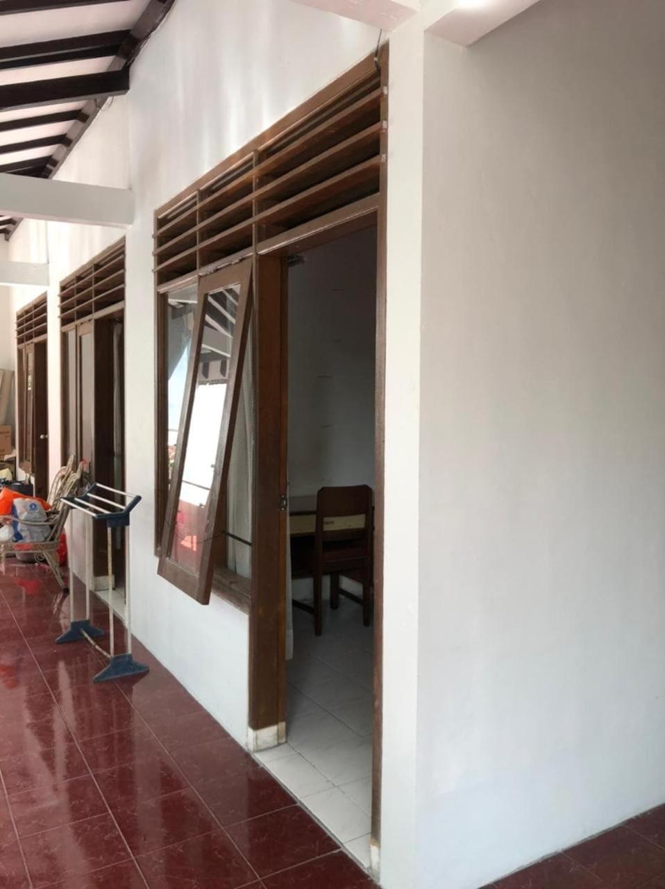 Oyo 90482 Rumah Oma Syariah Kupang  Εξωτερικό φωτογραφία